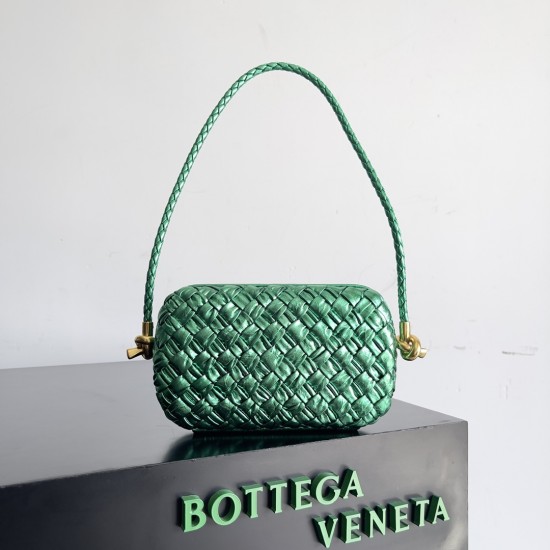 BottegaVeneta Knot Dinner bag
