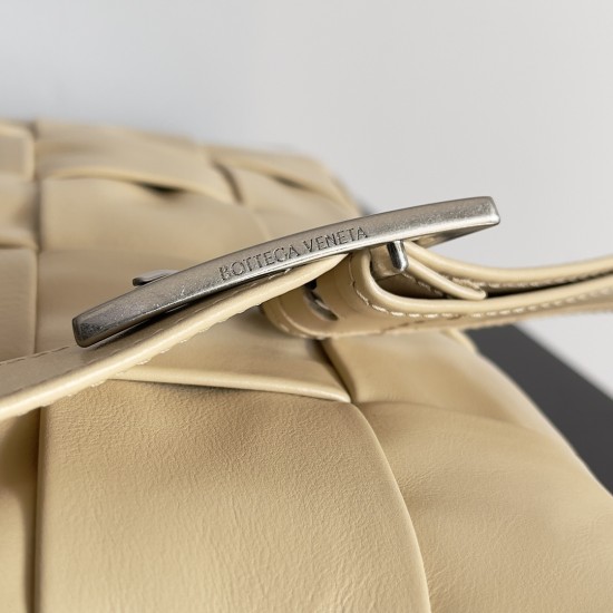 Bottega Veneta Cassette