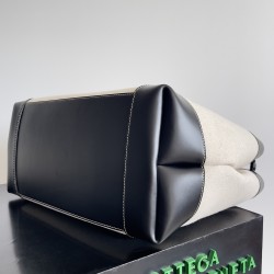 Bottega Veneta Large Andiamo