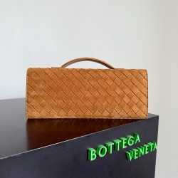 Bottega Veneta Andiamo Clutch Bottega Veneta Andiamo Clutch