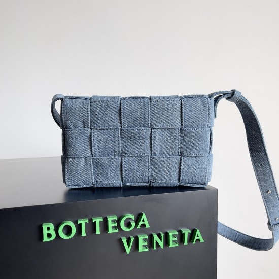 Bottega Veneta Cassette