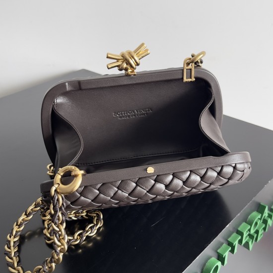 Bottega Veneta Knot Chain