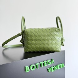 Bottega Veneta Top Handle Loop Bottega Veneta Top Handle Loop