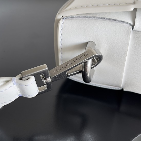 Bottega Veneta Cassette