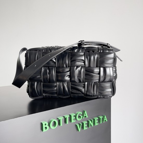Bottega Veneta Cassette Bottega Veneta Cassette
