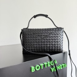 Bottega Veneta Knot Lock Bottega Veneta Knot Lock