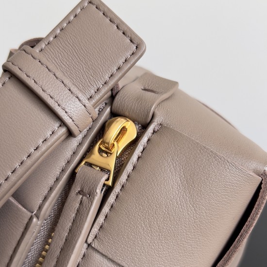 Bottega Veneta Cassette