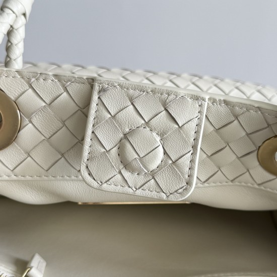 Bottega Veneta Basket