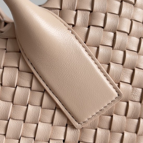Bottega Veneta Medium Cabat