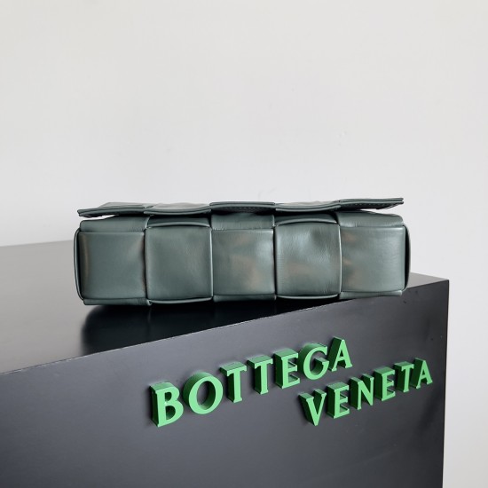 Bottega Veneta Cassette