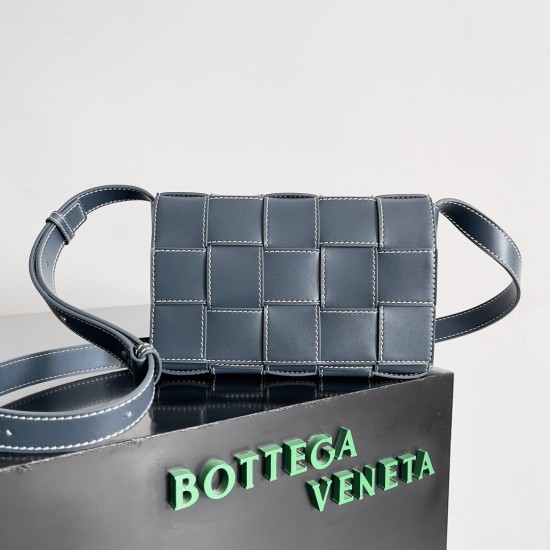 Bottega Veneta Cassette