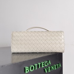 Bottega Veneta Andiamo Clutch Bottega Veneta Andiamo Clutch