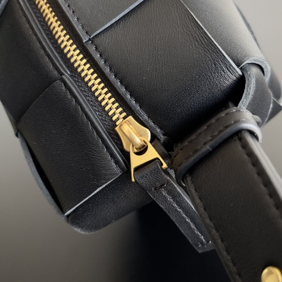 Bottega Veneta Cassette