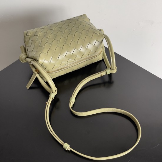 Bottega Veneta Top Handle Loop