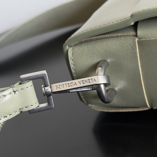 Bottega Veneta Cassette