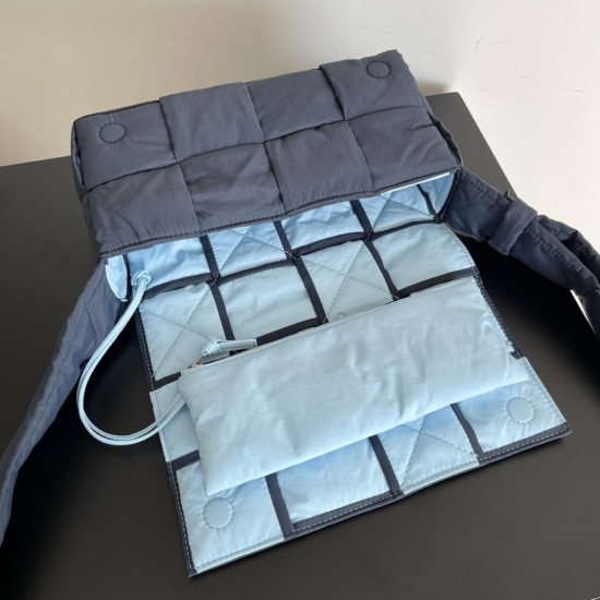 Bottega Veneta Cassette