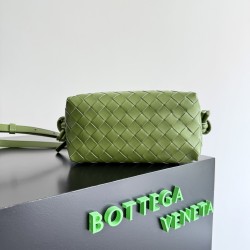 Bottega Veneta Top Handle Loop Bottega Veneta Top Handle Loop