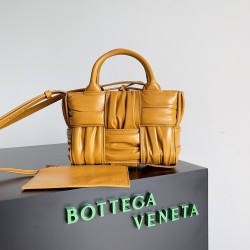 Bottega Veneta Mini Arco Tote