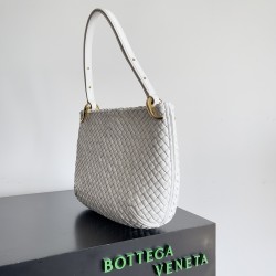 Bottega Veneta Clicker Bag 36*12*30CM Bottega Veneta Clicker Bag 36*12*30CM