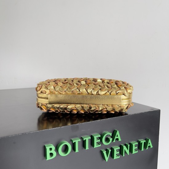 BottegaVeneta Knot Dinner bag