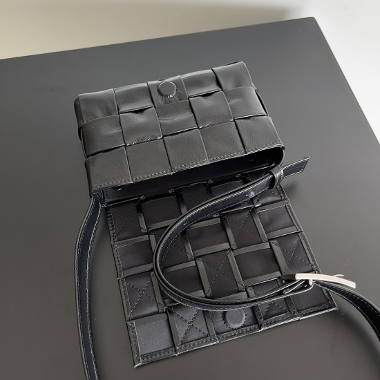 Bottega Veneta Cassette
