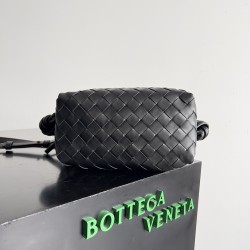 Bottega Veneta Top Handle Loop Bottega Veneta Top Handle Loop