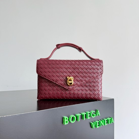 Bottega Veneta Knot Lock