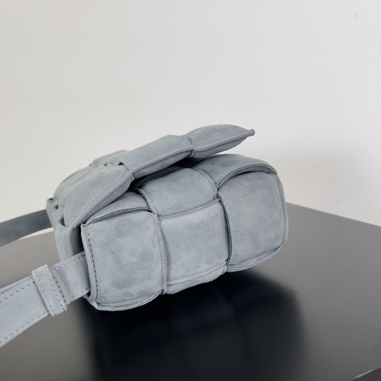 Bottega Veneta Cassette