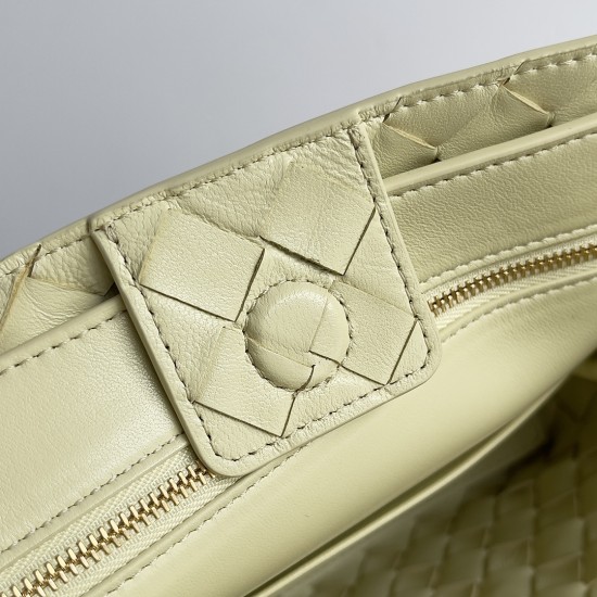 Bottega Veneta Small Andiamo
