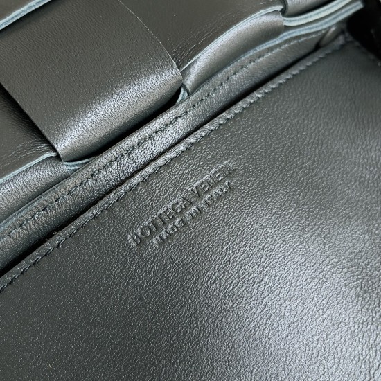 Bottega Veneta Cassette