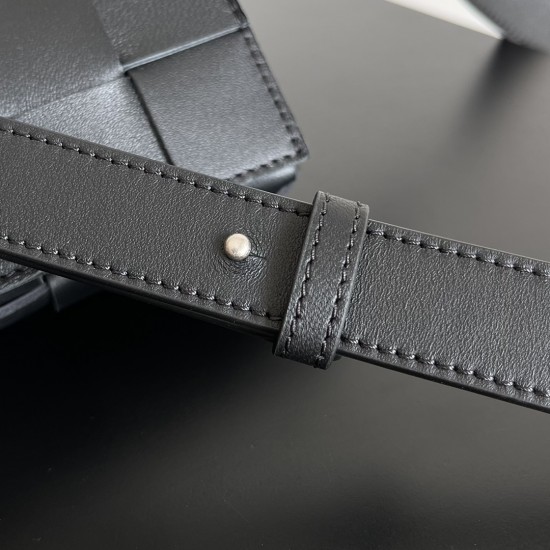 Bottega Veneta Cassette