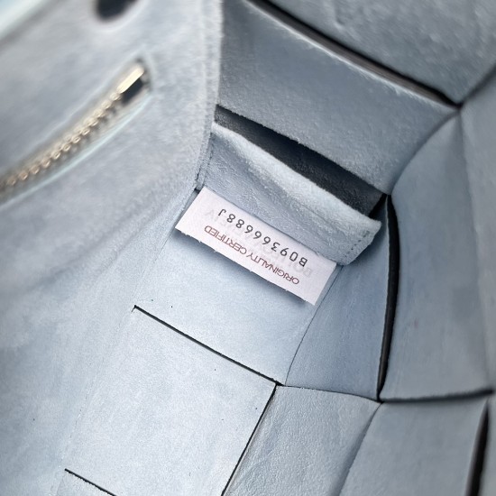 Bottega Veneta Cassette