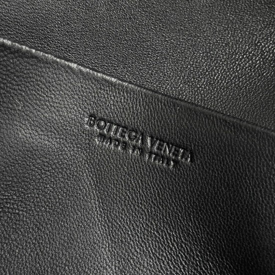 Bottega Veneta Bang Bang