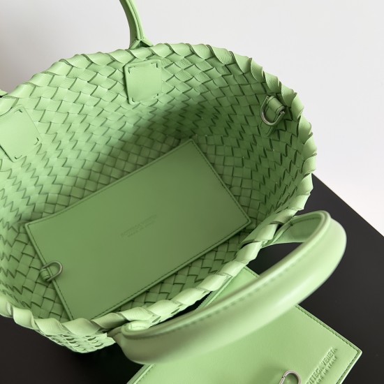 Bottega Veneta Mini Cabat