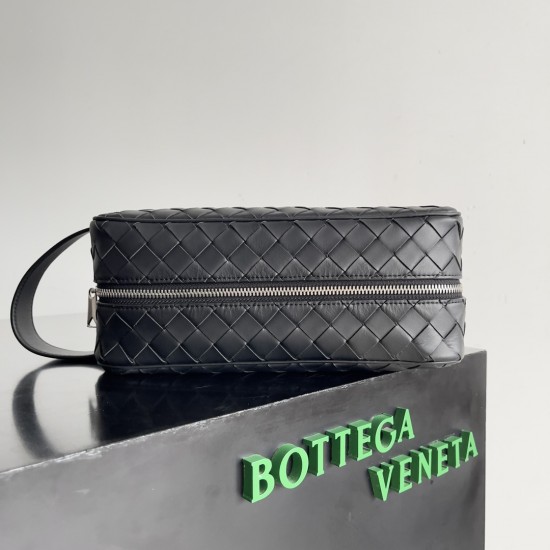 Bottega Veneta Intrecciato Travel Pouch