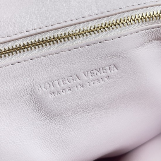 Bottega Veneta Classic Jodie