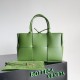 Bottega Veneta Arco Tote Size：30*20*11.5cm