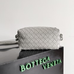 Bottega Veneta Top Handle Loop Bottega Veneta Top Handle Loop