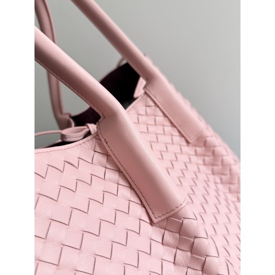 Bottega Veneta Pinacoteca
