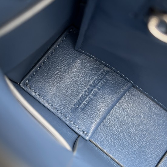 Bottega Veneta Cassette