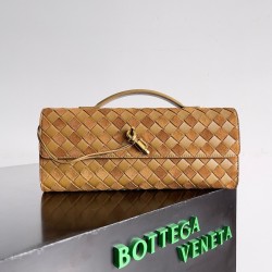 Bottega Veneta Andiamo Clutch Bottega Veneta Andiamo Clutch