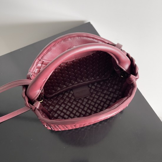Bottega Veneta Small Cobble Top Handle