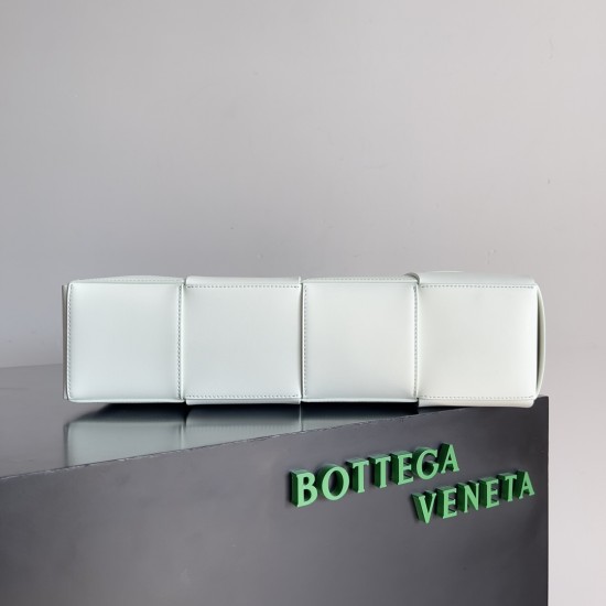 BottegaVeneta Arco Tote