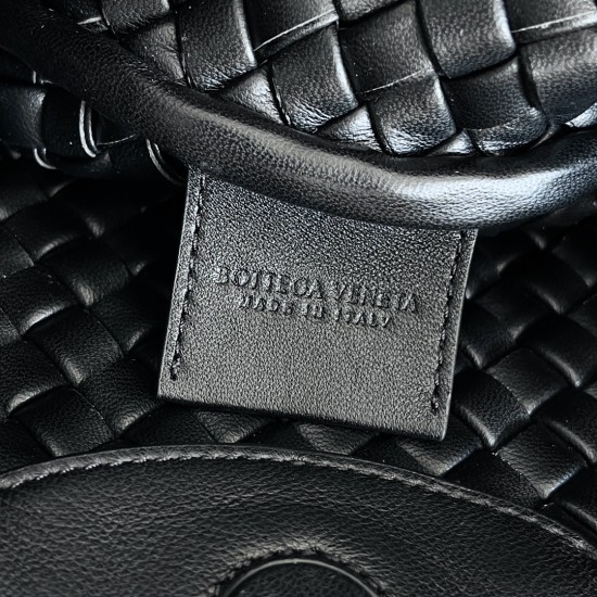 Bottega Veneta Small Cobble Top Handle