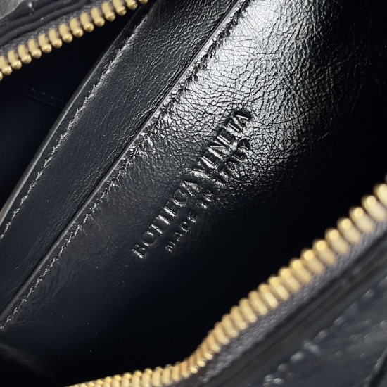 Bottega Veneta Cassette