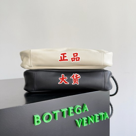 Bottega Veneta Madison