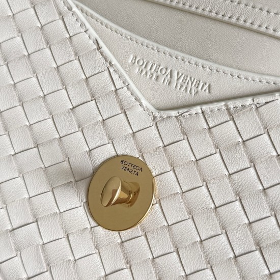 Bottega Veneta Knot Lock