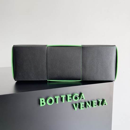 Bottega Veneta Arco Tote Bag