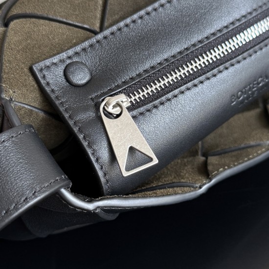 Bottega Veneta Diago