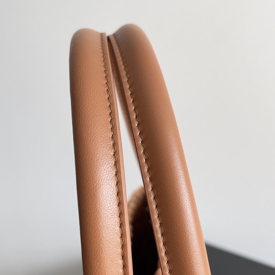 Bottega Veneta Medium Cabat